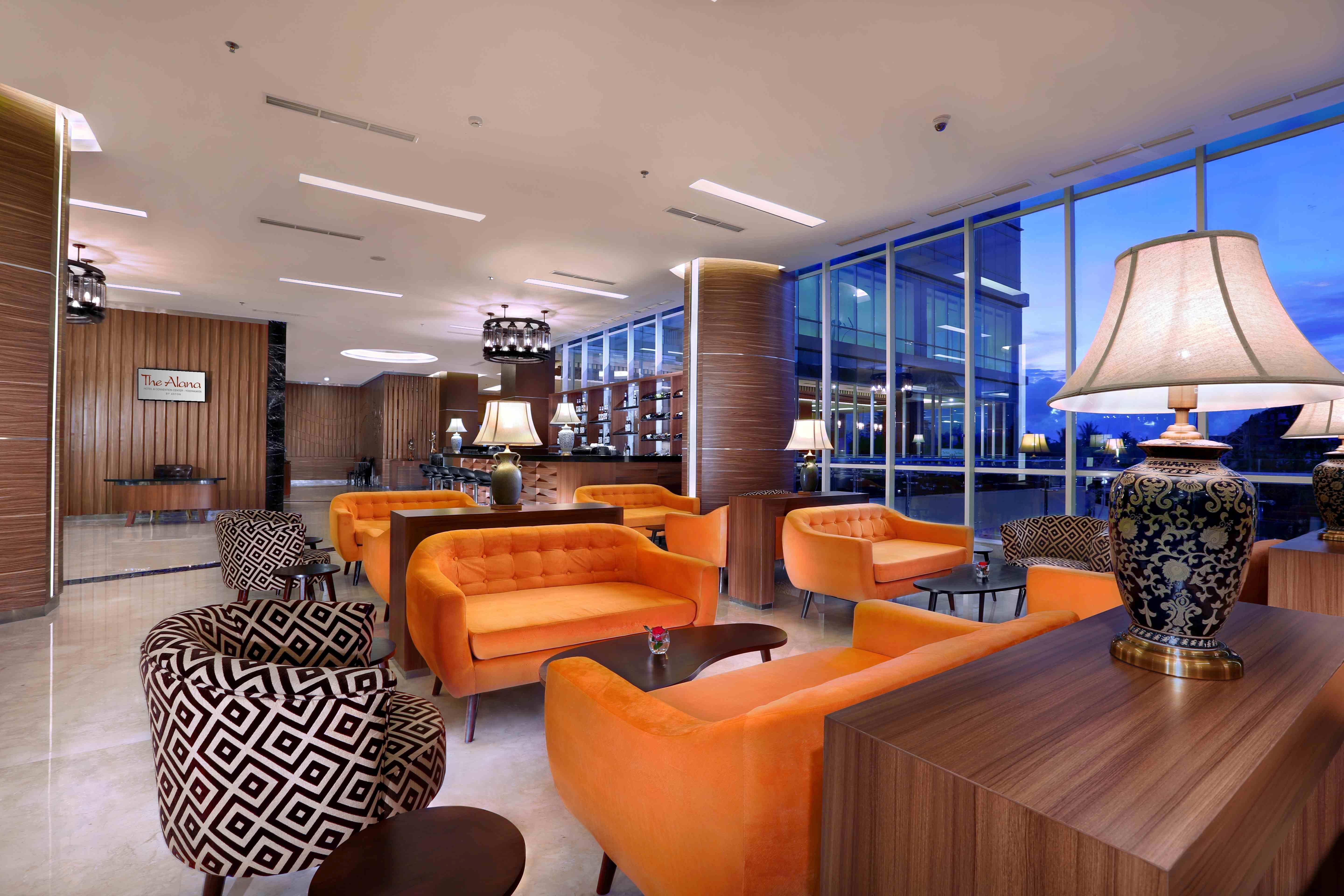 The Alana Yogyakarta Hotel And Convention Center Sleman  Exterior photo