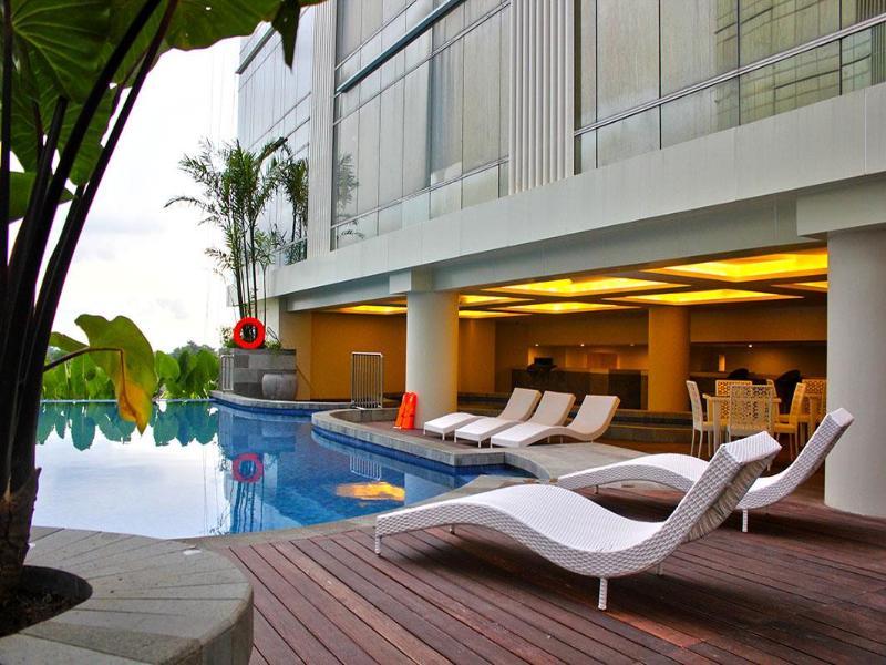 The Alana Yogyakarta Hotel And Convention Center Sleman  Exterior photo